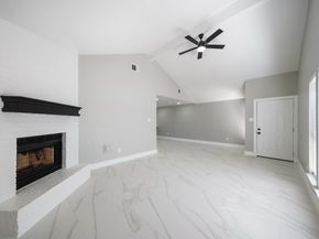 23 Summer Crest Circle, The Woodlands TX 77381