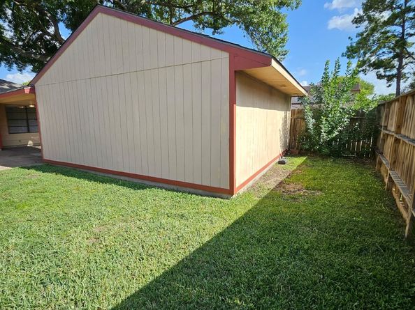 7206 Navidad Road, Houston TX 77083