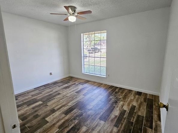 7206 Navidad Road, Houston TX 77083