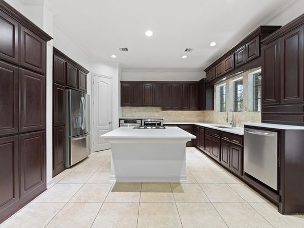361 W Tupelo Green Circle, Spring TX 77389
