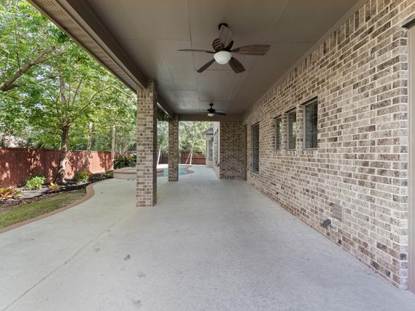 361 W Tupelo Green Circle, Spring TX 77389