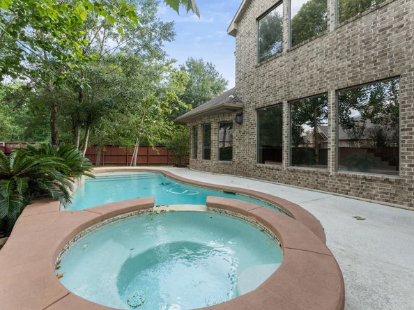 361 W Tupelo Green Circle, Spring TX 77389