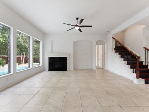 361 W Tupelo Green Circle, Spring TX 77389