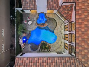 5026 Carew Street, Houston TX 77096