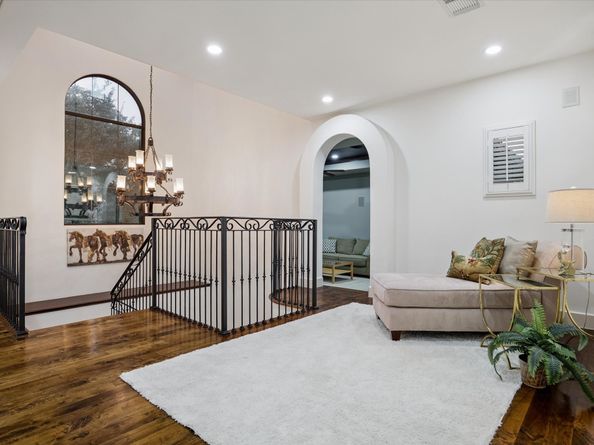 5026 Carew Street, Houston TX 77096