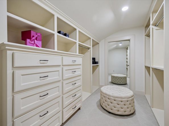 5026 Carew Street, Houston TX 77096