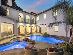 5026 Carew Street, Houston TX 77096