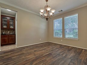 58 S Bardsbrook Circle, The Woodlands TX 77382