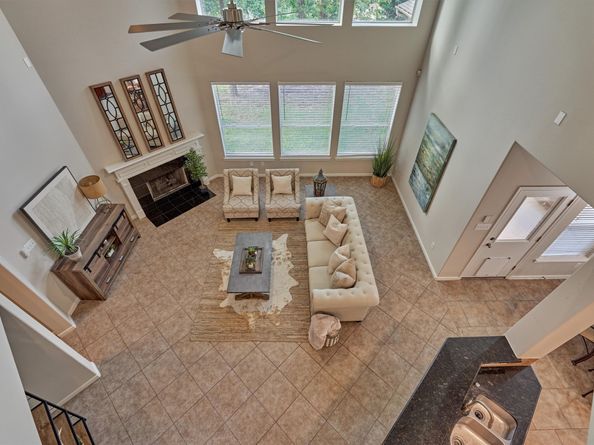 58 S Bardsbrook Circle, The Woodlands TX 77382