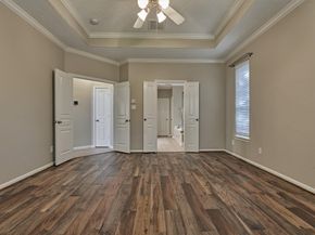 58 S Bardsbrook Circle, The Woodlands TX 77382