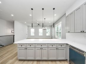 1510 E 31st Street, Houston TX 77022
