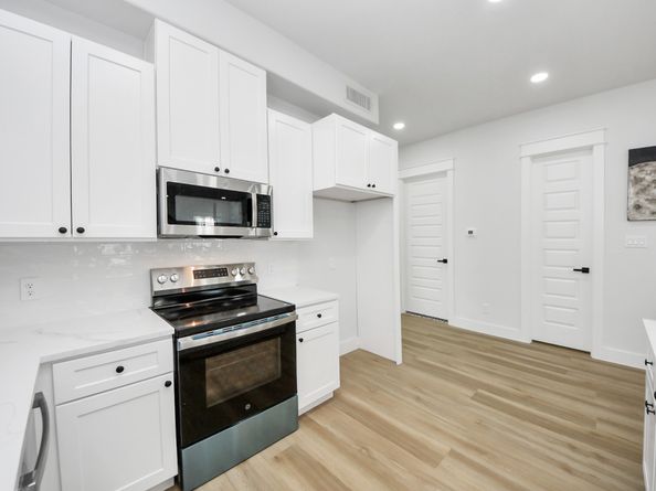 1510 E 31st Street, Houston TX 77022