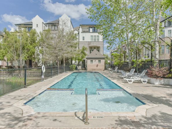 9450 London Bridge Station, Houston TX 77045