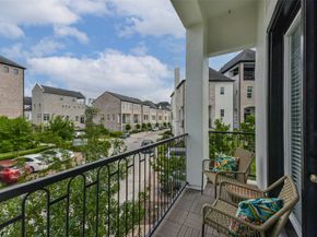 9450 London Bridge Station, Houston TX 77045