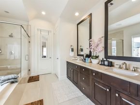9450 London Bridge Station, Houston TX 77045