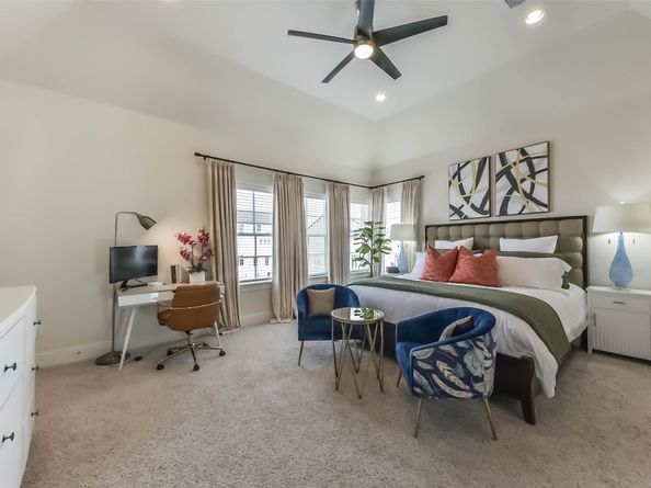 9450 London Bridge Station, Houston TX 77045