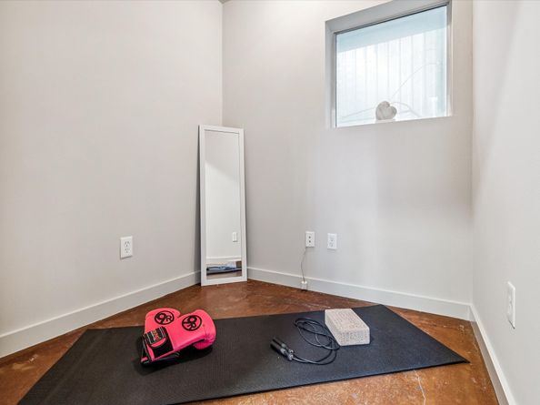 219 W Gray Street, Houston TX 77019