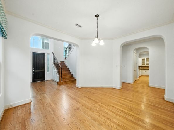 2714 Stuart Manor, Houston TX 77082