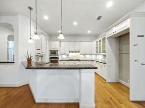 2714 Stuart Manor, Houston TX 77082