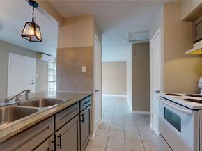 5017 Mallow Street, Houston TX 77033