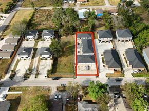5017 Mallow Street, Houston TX 77033