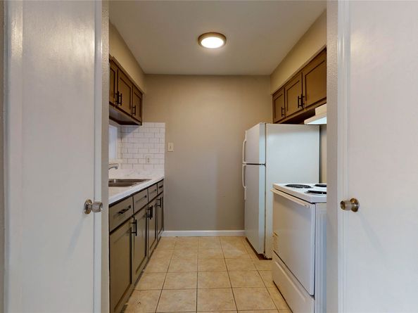 5017 Mallow Street, Houston TX 77033
