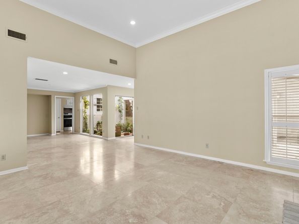5 Tiffany Square, Sugar Land TX 77478
