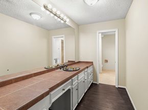 5 Tiffany Square, Sugar Land TX 77478