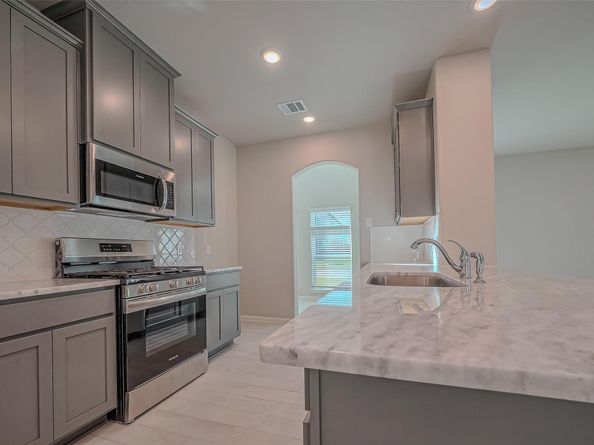 22807 Ephesus Avenue, Tomball TX 77377