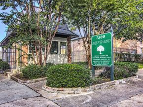 2400 N Braeswood Boulevard 301, Houston TX 77030