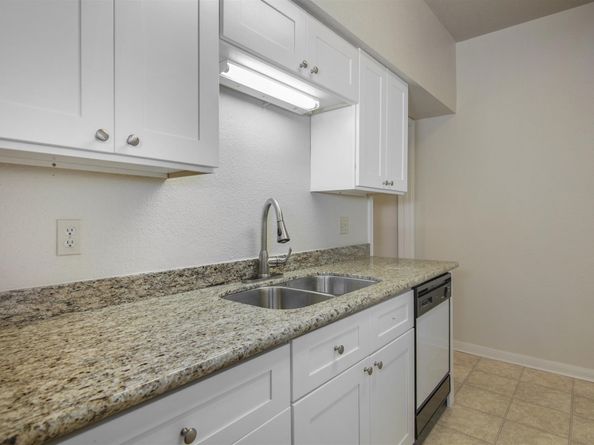 2400 N Braeswood Boulevard 301, Houston TX 77030