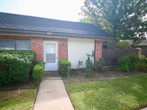 12024 Mighty Oak Drive A, Houston TX 77066