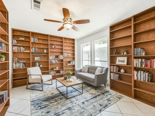 2207 Crystal Hills Drive, Houston TX 77077