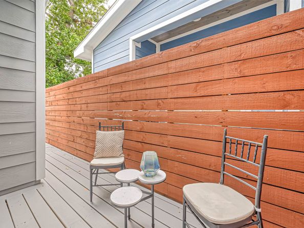 317 E 35th Street, Houston TX 77018