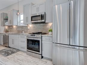 317 E 35th Street, Houston TX 77018