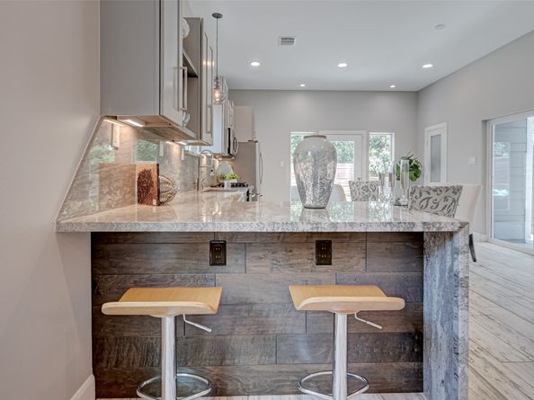 317 E 35th Street, Houston TX 77018