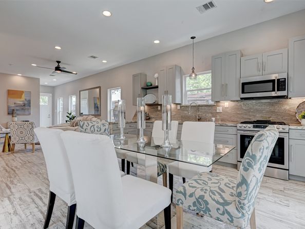 317 E 35th Street, Houston TX 77018