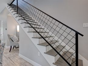 317 E 35th Street, Houston TX 77018