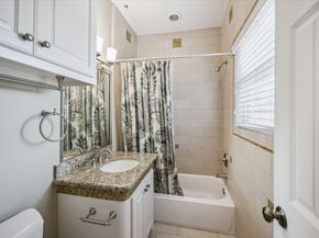 2807 Rice Boulevard, Houston TX 77005