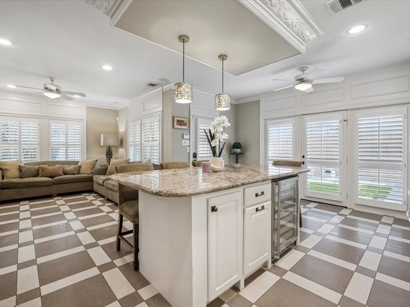 2807 Rice Boulevard, Houston TX 77005