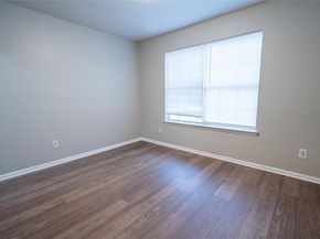 4908 LANDWARD LN Lane, Houston TX 77066