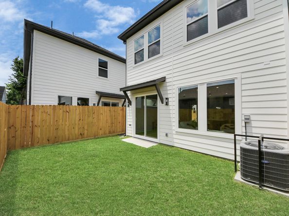 4612 Bristol Street, Houston TX 77009