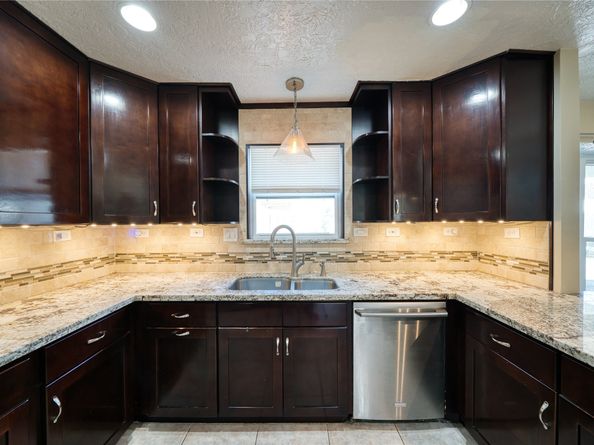 3802 Millbridge Drive, Houston TX 77059