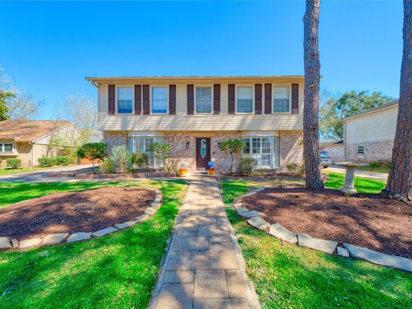 3802 Millbridge Drive, Houston TX 77059
