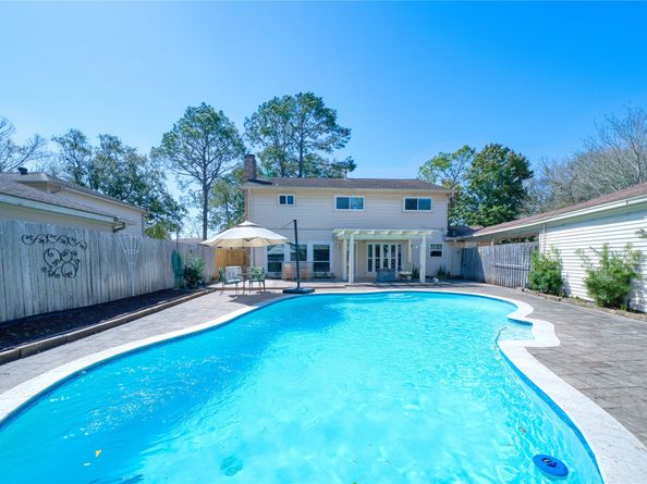 3802 Millbridge Drive, Houston TX 77059