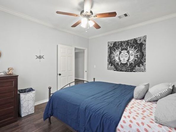 2422 Freeman Street, Houston TX 77009