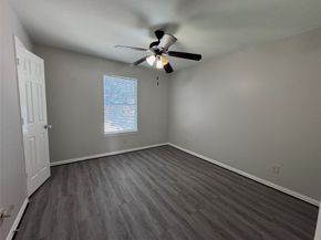 12424 Sunlit Wood Way, Houston TX 77082