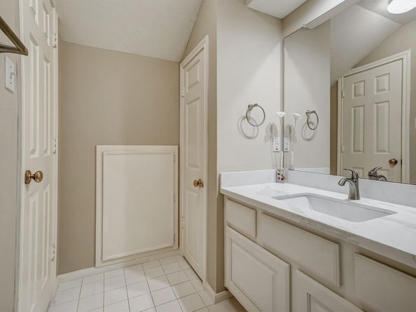 4415 April Meadow Way, Sugar Land TX 77479