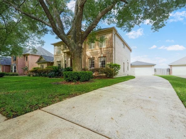 4415 April Meadow Way, Sugar Land TX 77479