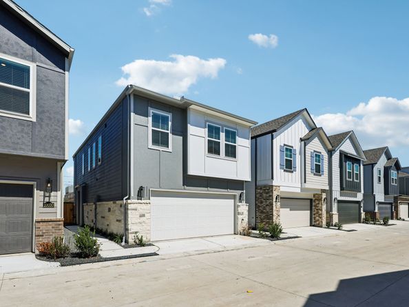 10028 Rustic Charm Street, Houston TX 77080
